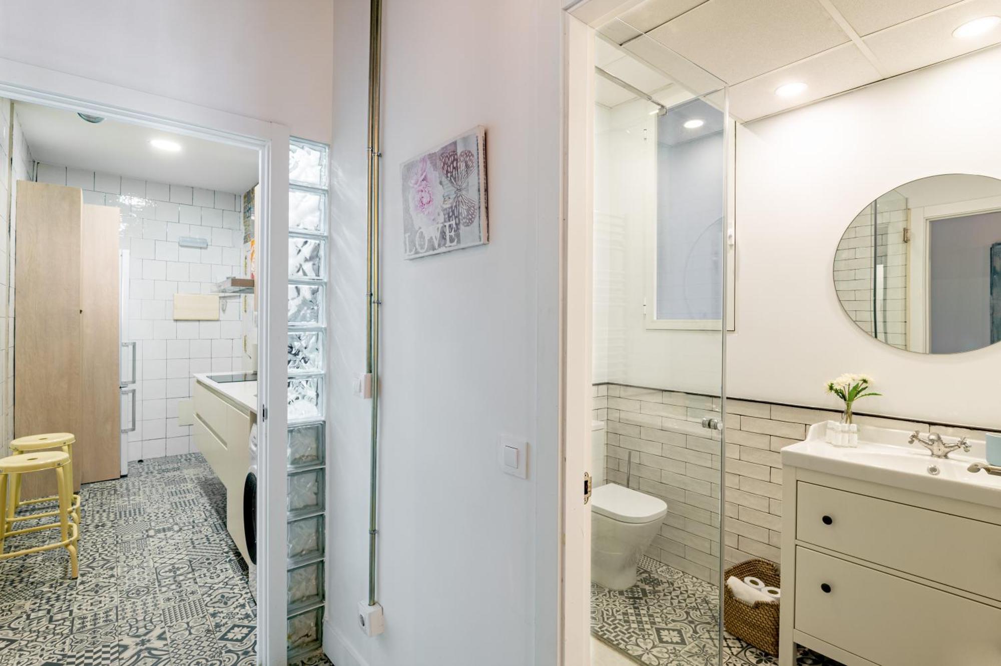 Vintage Apartment Near Puerta Del Sol มาดริด ภายนอก รูปภาพ