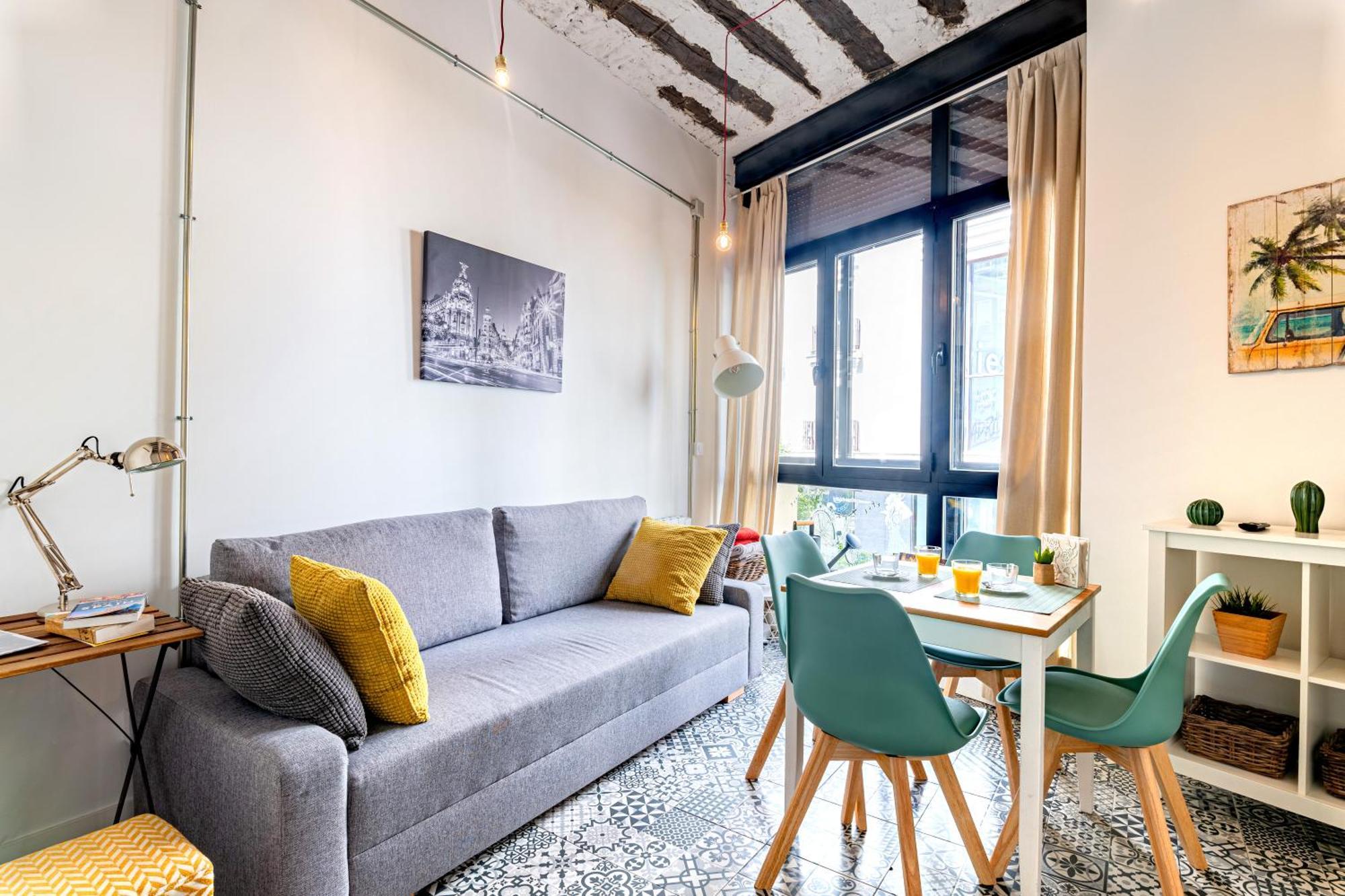 Vintage Apartment Near Puerta Del Sol มาดริด ภายนอก รูปภาพ