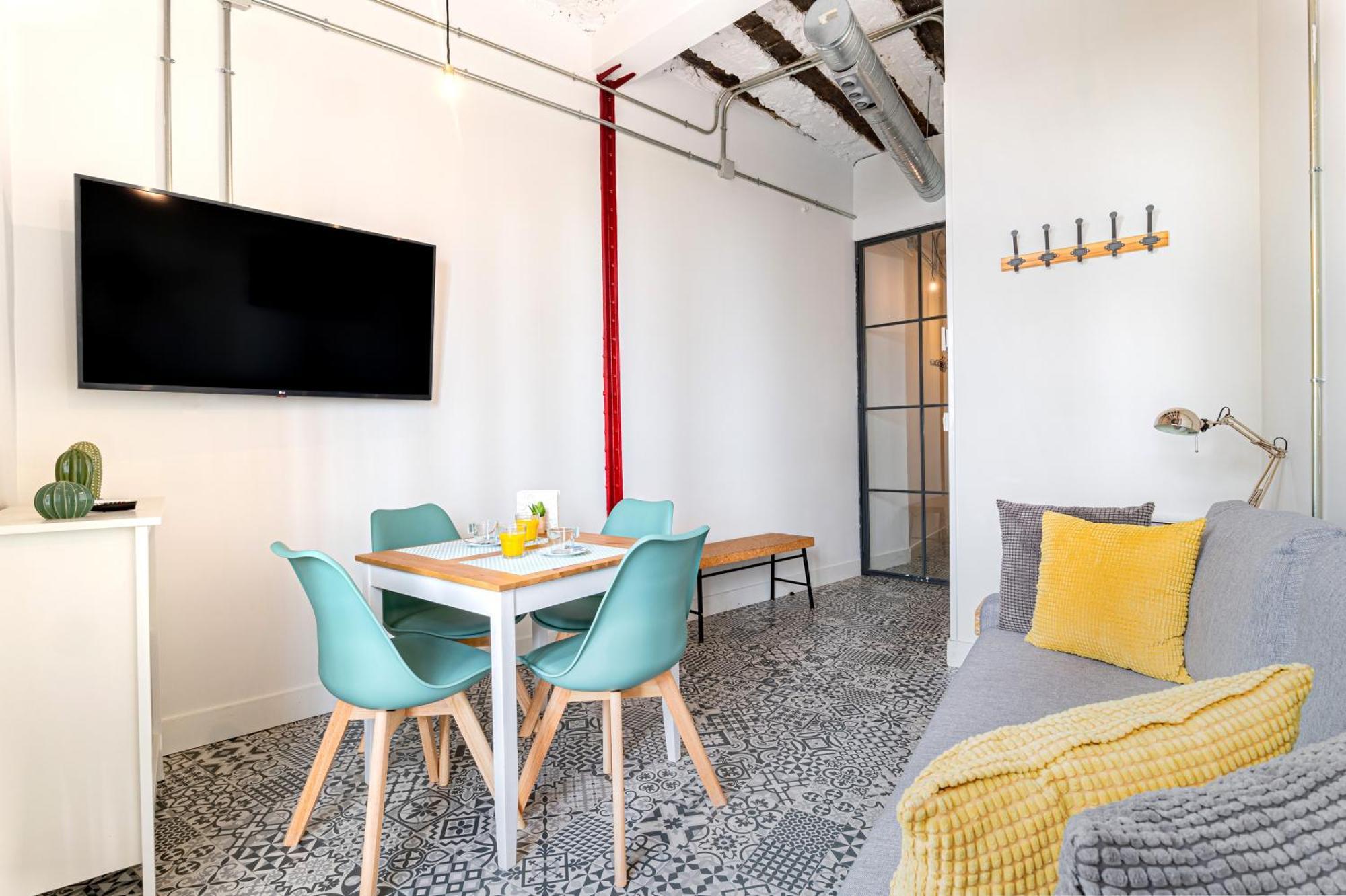 Vintage Apartment Near Puerta Del Sol มาดริด ภายนอก รูปภาพ