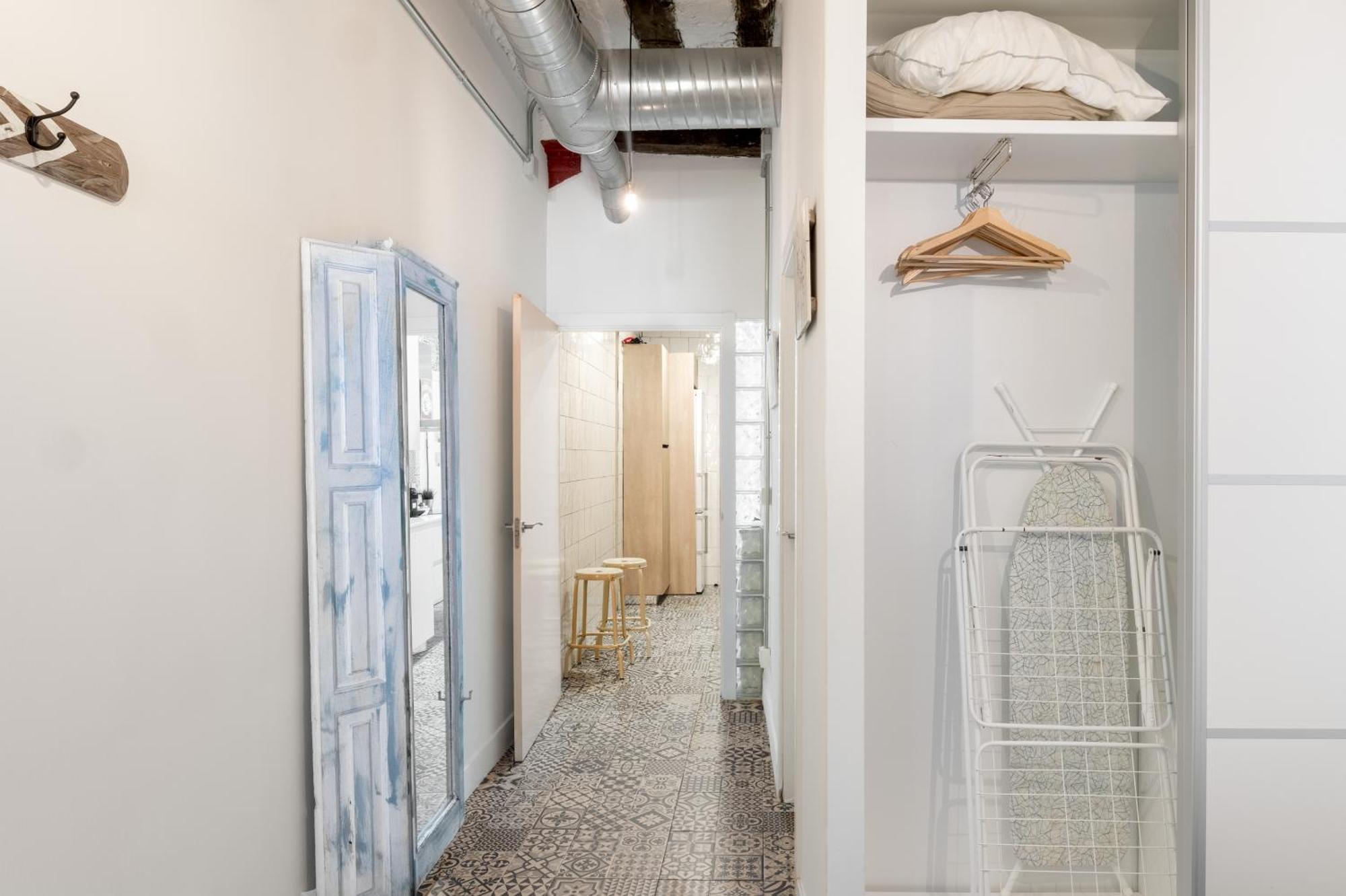 Vintage Apartment Near Puerta Del Sol มาดริด ภายนอก รูปภาพ