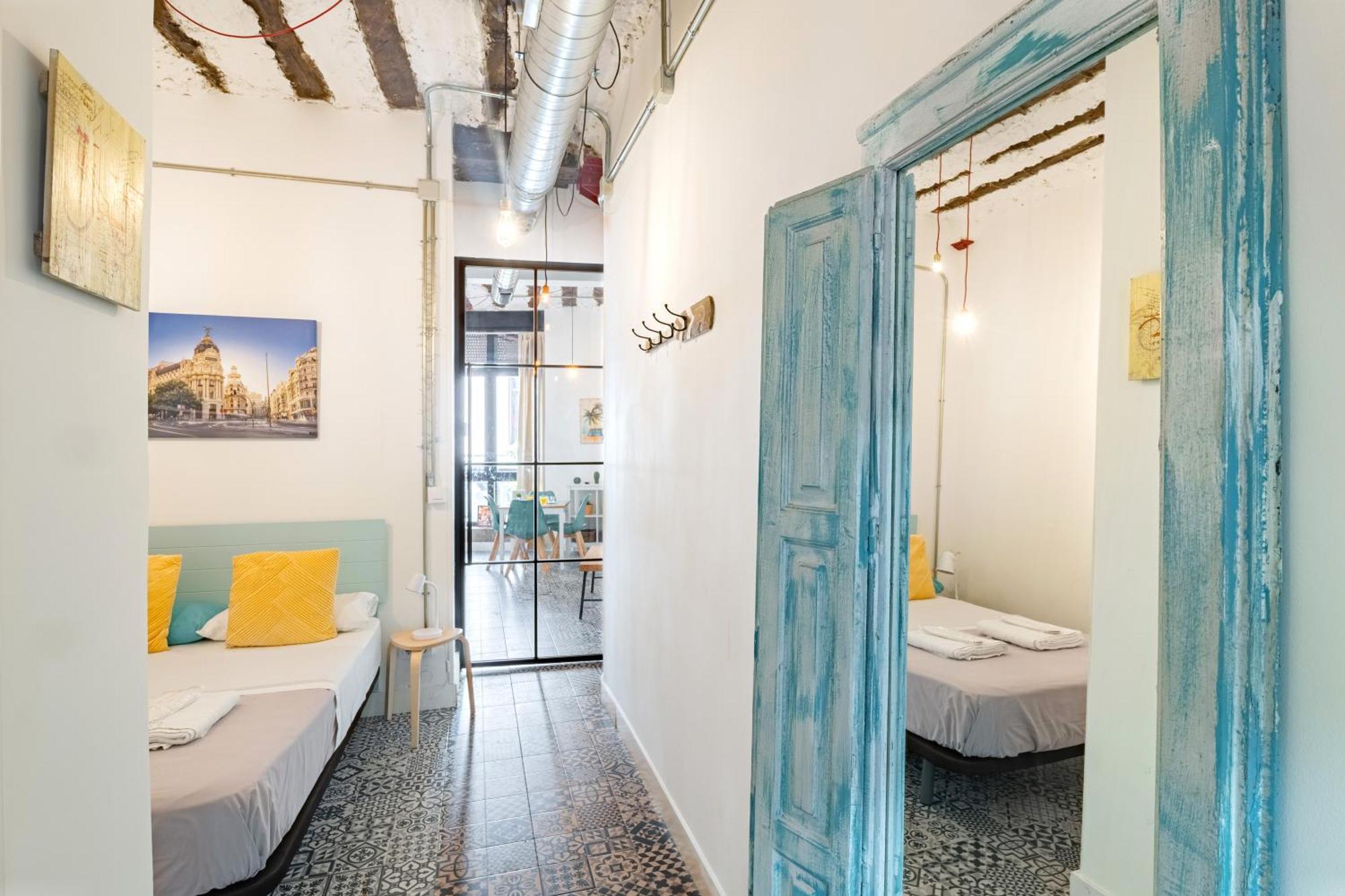 Vintage Apartment Near Puerta Del Sol มาดริด ภายนอก รูปภาพ